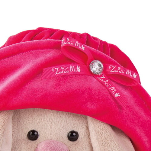 Мягкая игрушка Зайка Ми в бархатной шляпе с букетиком 18 см коллекция Город Budi Basa