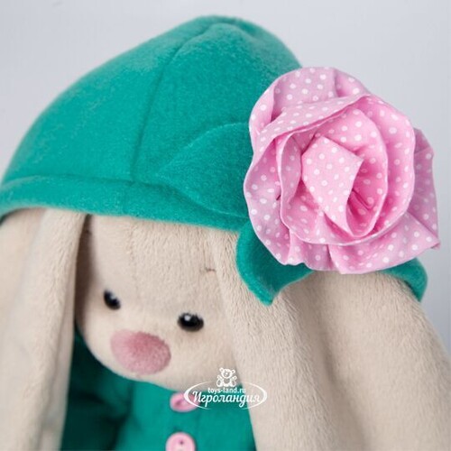 Мягкая игрушка Зайка Ми в изумрудном пальто с розовым цветочком 25 см коллекция Город Budi Basa