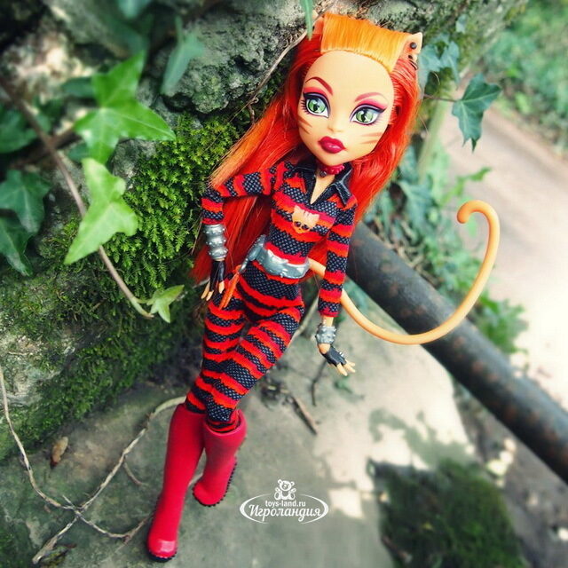 Кукла Торалей Страйп Супергерои 26 см (Monster High) Mattel