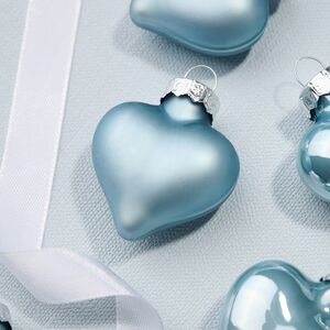 Набор стеклянных елочных игрушек Сердце Монплезира 4.5 см misty blue mix, 12 шт Kaemingk фото 2