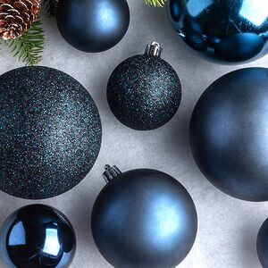 Набор пластиковых шаров Cosmo Синий Бархат, 6-10 см, 26 шт Winter Deco фото 2