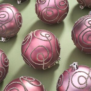 Набор пластиковых шаров Блестящий Пируэт 8 см розовый бархат, 12 шт Kaemingk фото 4