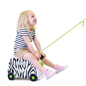 Детский чемодан на колесиках Зебра Зимба Trunki фото 3