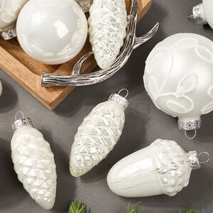 Набор стеклянных елочных игрушек Holiday Brilliance 6-7 см белый, 20 шт Kaemingk фото 4