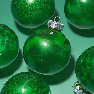 Елочные ПЭТ шары Albertine - Christmas Green 8 см, 6 шт Winter Deco фото 3