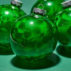 Елочные ПЭТ шары Albertine - Christmas Green 10 см, 4 шт Winter Deco фото 4