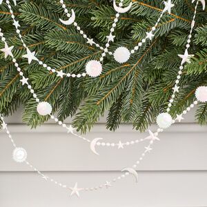 Бусы на елку Vintage - Sun and Moon 270 см белые, пластиковые 