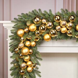 Гирлянда из елочных шаров Золотистые Искры - Winter Gems 180*17 см, пластик