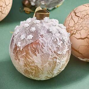 Набор стеклянных шаров Skansano - White Leaf 8 см, 9 шт Christmas Deluxe фото 2