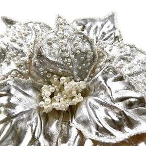 Искусственная пуансеттия Letizia 27 см серебряная, клипса Christmas Deluxe фото 2