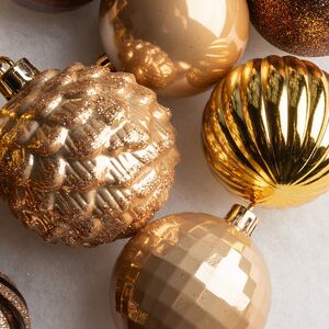 Набор пластиковых шаров Magic Suite: Wild Glam, 6-7 см, 60 шт Winter Deco фото 2