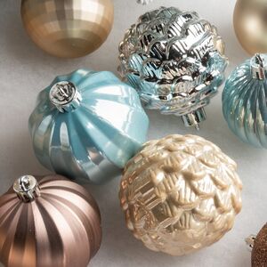 Набор пластиковых шаров Magic Suite: Морозный Рассвет, 6-7 см, 60 шт Winter Deco фото 2