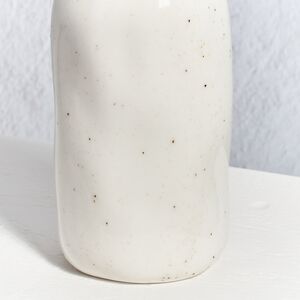 Керамическая ваза-бутылка Фуэнте-Аламо 15 см белая Boltze (Больтце) фото 4