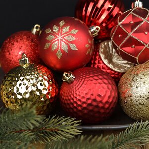 Набор пластиковых шаров Shine Collection: This is Christmas 8 см, 42 шт Winter Deco фото 5