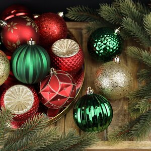 Набор пластиковых шаров Shine Collection: Christmas Classic 8 см, 42 шт Winter Deco фото 6