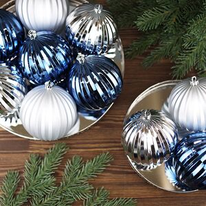 Набор пластиковых шаров Arctic Beauty 10 см, 12 шт Winter Deco фото 1