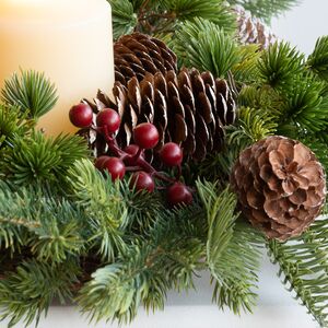 Венок для свечи Дакка 50 см с шишками и ягодами Nordic Collection (Нордик Коллекшн) фото 2