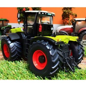 Трактор Claas Xerion 5000 1:32, 24 см SIKU (Сику) фото 2