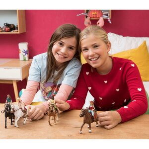 Игровой набор Ханна и Кайен 18 см Schleich фото 6