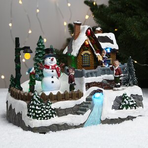 Светящаяся композиция Christmas Village: Добро пожаловать, мистер Снеговик 21*16 см, с движением и музыкой, на батарейках Kaemingk фото 2