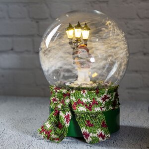 Музыкальный снежный шар с подсветкой и метелью Милый Снеговик 18*14 см, батарейки