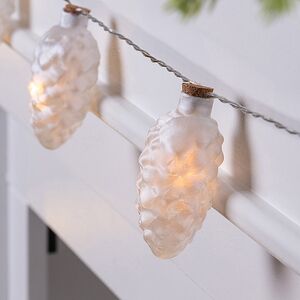 Светодиодная гирлянда Шишки - Perfecto 1.75 м, 8 теплых белых LED ламп, прозрачный ПВХ, на батарейках, IP20 Kaemingk фото 2