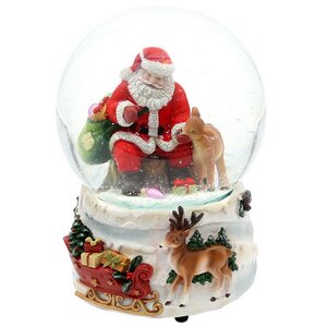 Музыкальный снежный шар Санта Клаус с олененком Эбби 15 см, на батарейках Sigro фото 1