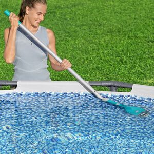 Вакуумный пылесос для бассейна 58770 Bestway AquaTech Cordless, на батарейках Bestway фото 2