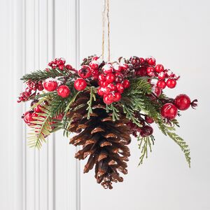 Подвесная композиция Ягодный Этюд с шишкой 20 см