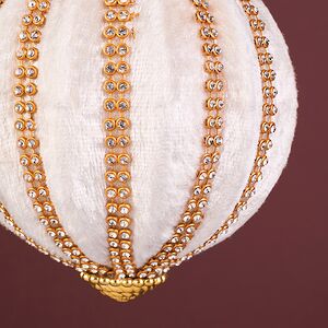 Винтажный елочный шар Regio Terciopelo 10 см белый EDG фото 3