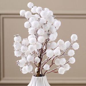 Декоративная ветка Файорелла с белыми ягодами 36 см, заснеженная