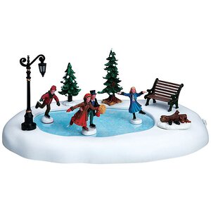 Композиция Зимний каток, 12*29*20 см, движение, батарейки