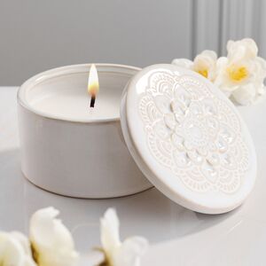 Ароматическая свеча Cotton Rocher 10 см, в фарфоровом стакане Koopman фото 1