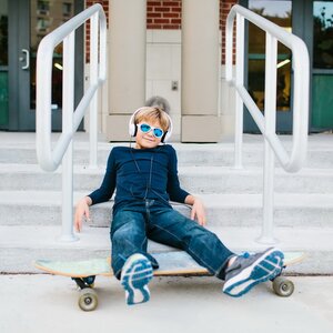 Солнцезащитные очки для подростков Babiators Aces. Шалун, 6-14 лет, белый, cиние линзы Babiators фото 2