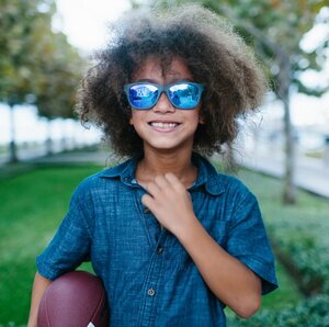 Солнцезащитные очки для подростков Babiators Aces Navigators. Галактика, 6-14 лет, серый, синие линзы Babiators фото 2