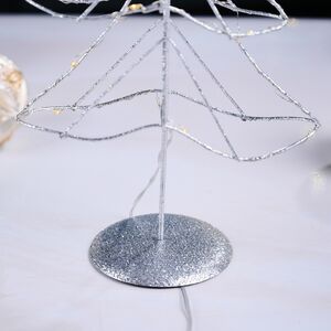 Светодиодная фигура Елка Алета - Silver Hour 40 см, 20 теплых белых LED ламп, на батарейках, IP20 Koopman (Купман) фото 4