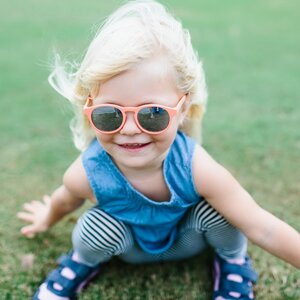 Детские солнцезащитные очки Babiators Polarized Keyhole Уезжаю на выходные, 3-5 лет, коралловые Babiators фото 2