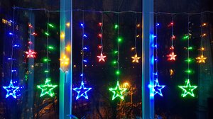Светодиодная гирлянда бахрома Звезды Айрис 2*1 м, 138 разноцветных LED ламп, прозрачный ПВХ, контроллер, IP20 Snowhouse фото 3