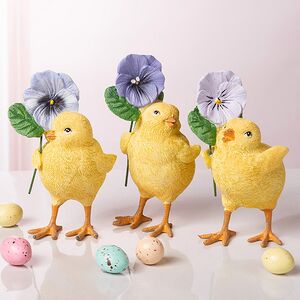 Декоративная фигурка Цыпленок с цветком 11 см