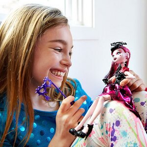 Кукла Дракулаура Жуткие танцы: Фотобудка 26 см (Monster High) Mattel фото 5