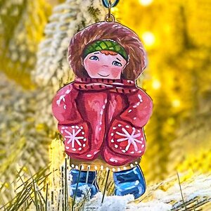 Елочная игрушка Девочка в шубке - Зимние Каникулы 10 см, подвеска МанузинЪ фото 1