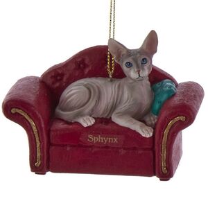 Елочная игрушка Кот Сфинкс на софе 9 см
