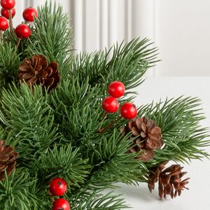 Венок для свечи Зимний Вечер из шишек и ягод 30 см, ЛИТАЯ 100% Swerox фото 3