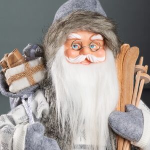 Санта - Северный волшебник с подарками и лыжами 45 см Peha фото 2