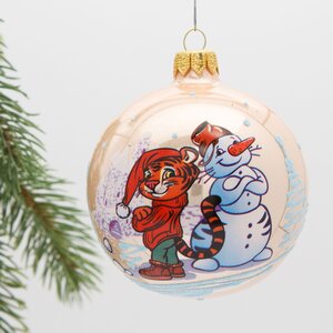 Стеклянный елочный шар Тигренок и Снеговик - Christmas Joy 80 мм бежевый Коломеев фото 1