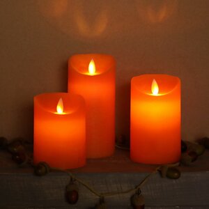 Светодиодная свеча с имитацией пламени 15 см, оранжевая восковая, батарейка Peha фото 5