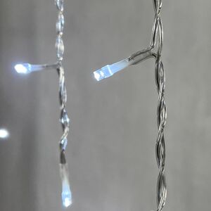 Светодиодная бахрома Quality Light 3.1*0.5 м, 150 холодных белых LED, мерцание, прозрачный ПВХ, соединяемая, IP44 BEAUTY LED фото 3