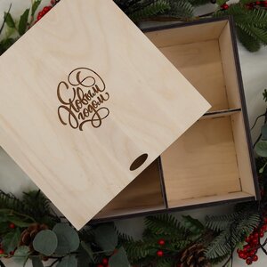 Подарочная коробка Wood Line 24 см, для елочных игрушек до 10 см (на 4 шт) Christmas Apple фото 1