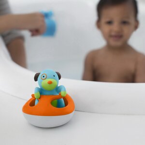 Игрушка для ванной Собачка Дарби на гидроцикле 11 см со звуком Skip Hop фото 3