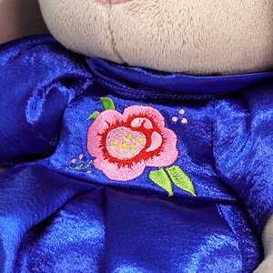 Мягкая игрушка Зайка Ми в нарядном платье с вышивкой 34 см коллекция Город Budi Basa фото 3